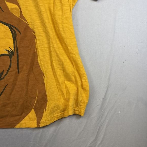 Disney Lion King Shirt Mens XL Yellow KING Graphic Tee T-Shirt Movie Top - Picture 5 of 11